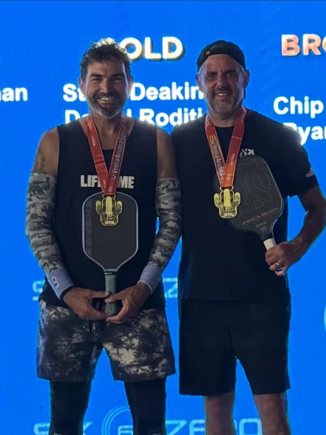 Another fun heat off the charts weekend in AZ. Alka Strippoli was a genuine champ and we battled hard to come away with Silver. My second time partnering with Daniel Roditi and a second time with Gold. We hit the In n Out Burger to celebrate. Not gonna lie…indoor pickle is becoming my preference ☝️#stevedeakinpickleball #ONIXPickleball #ppatour #thenestsports